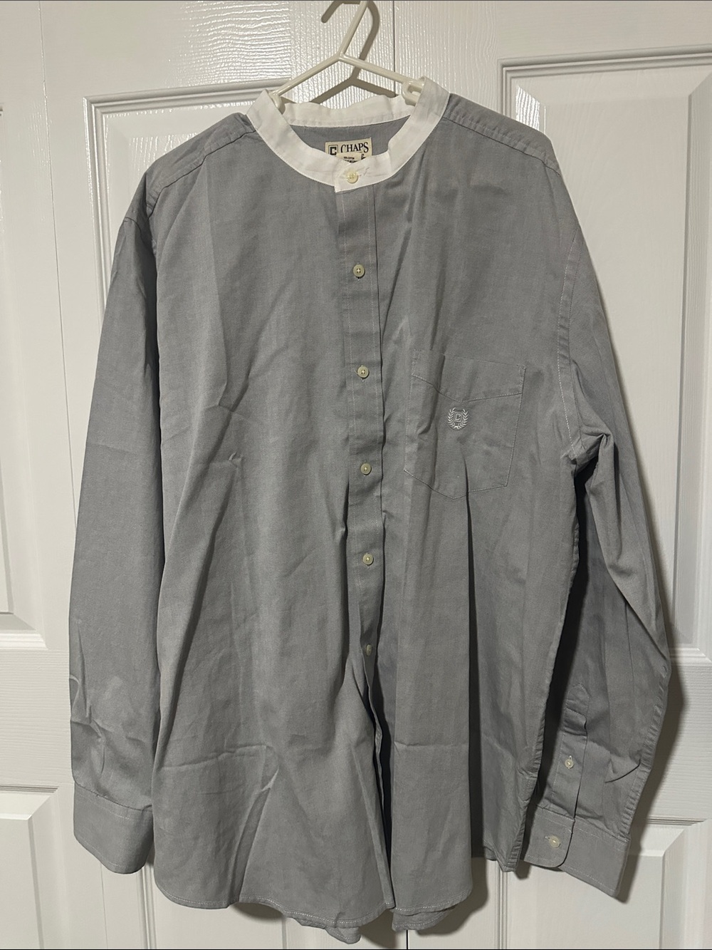 Chaps Men's Gray Button-Down Band Collar Shirt with White Trim NWOT